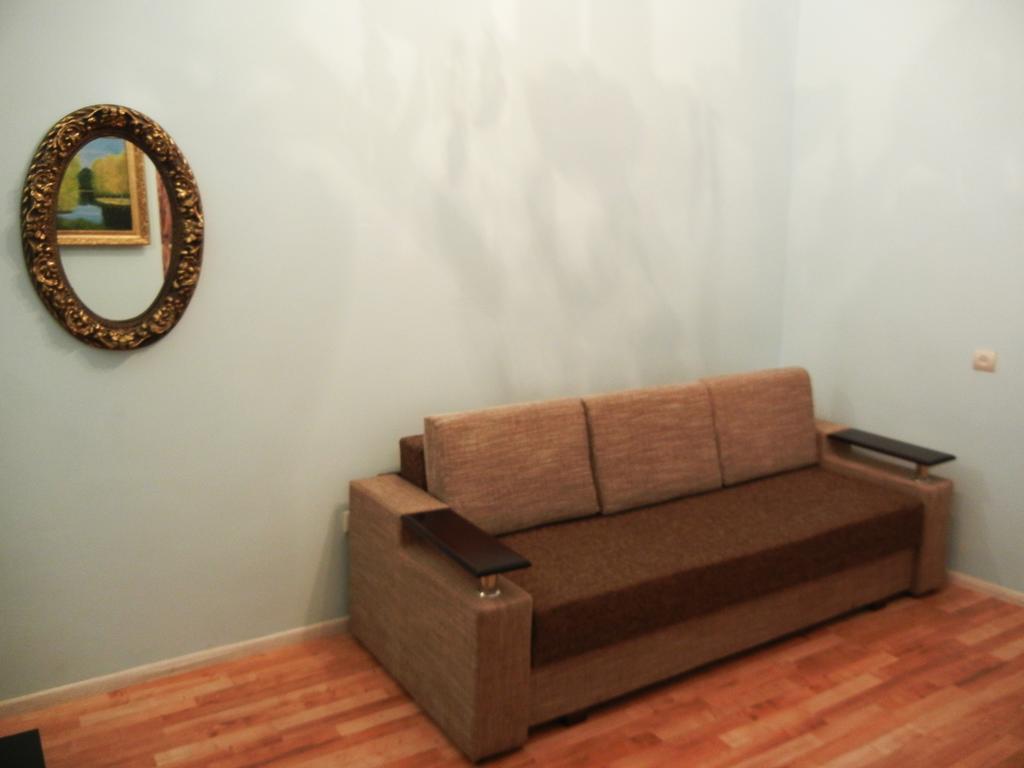 Apartment On Knyazya Romana 26 Center Lviv Ngoại thất bức ảnh