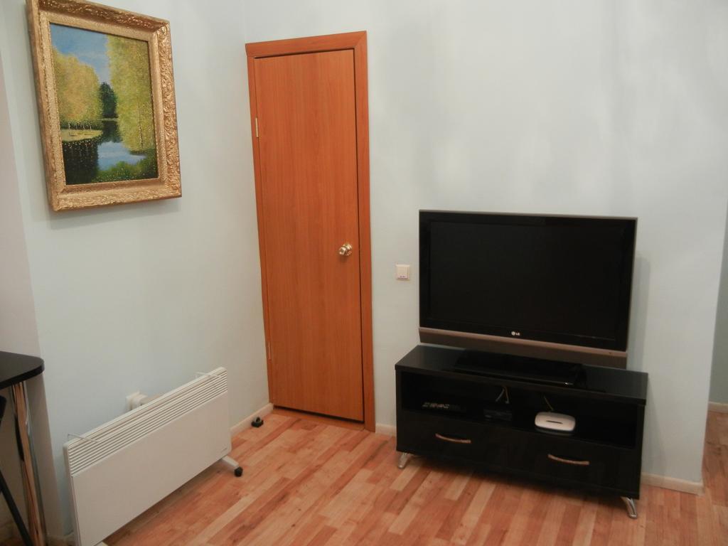 Apartment On Knyazya Romana 26 Center Lviv Ngoại thất bức ảnh